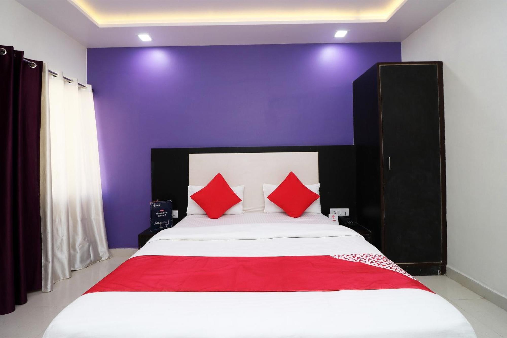 โอโย 33490 โฮเทล ดิ โอเรียนต์ ทรี Hotel อัครา ภายนอก รูปภาพ